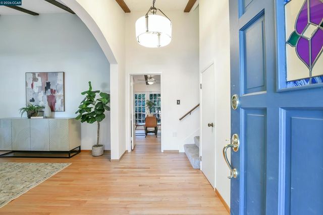 1941 Argonne Dr, Walnut Creek, CA 94598