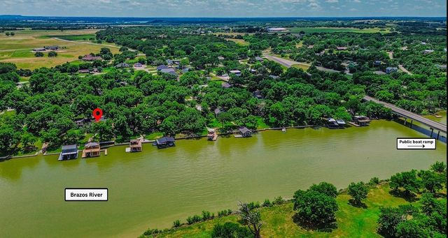 179 E El Camino Real, Weatherford, TX 76087