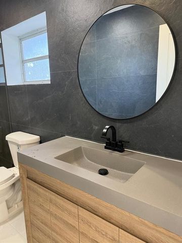 1054-1058 SW 2nd Street 1056, Hallandale Beach, FL 33009