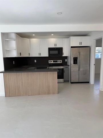 1054-1058 SW 2nd Street 1056, Hallandale Beach, FL 33009