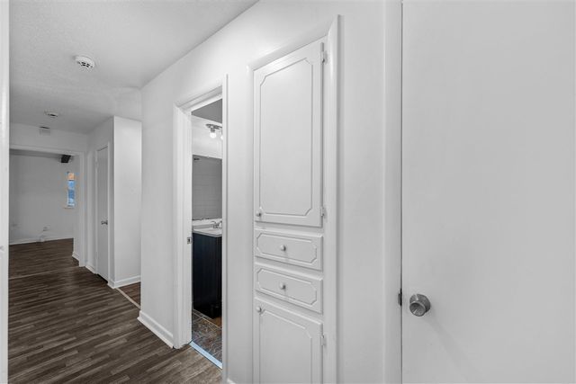 5624 NW Eisenhower Dr, Lawton, OK 73505