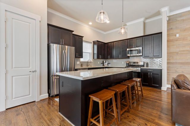 951 W 23rd Street, Houston, TX 77008