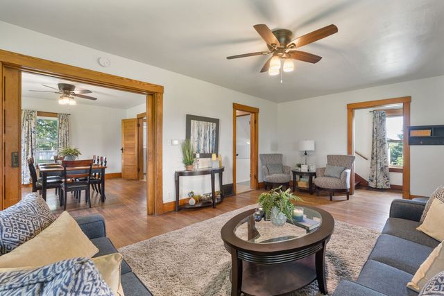 23624 145th Avenue, Eldridge, IA 52748