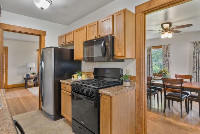 23624 145th Avenue, Eldridge, IA 52748