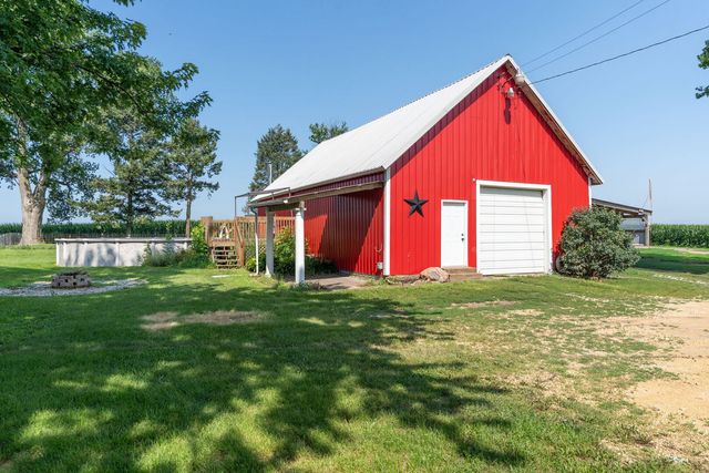 23624 145th Avenue, Eldridge, IA 52748