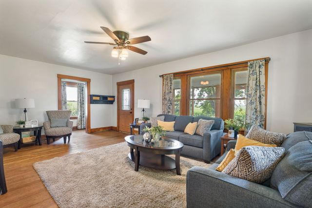 23624 145th Avenue, Eldridge, IA 52748