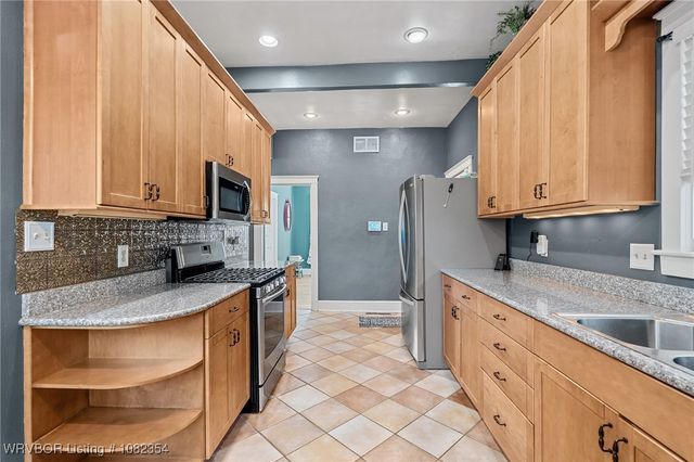 2124 S U, Fort Smith, AR 72901