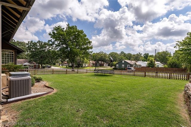 2124 S U, Fort Smith, AR 72901