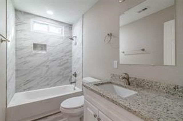 220 W Murray Street, Denison, TX 75020
