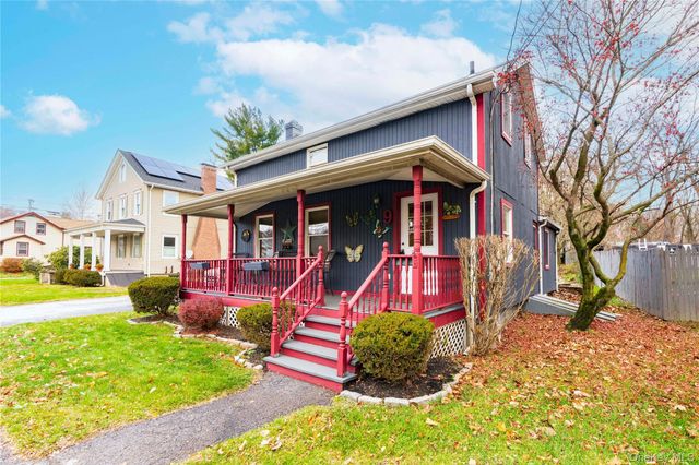 9 Maple Street, Glenham, NY 12527