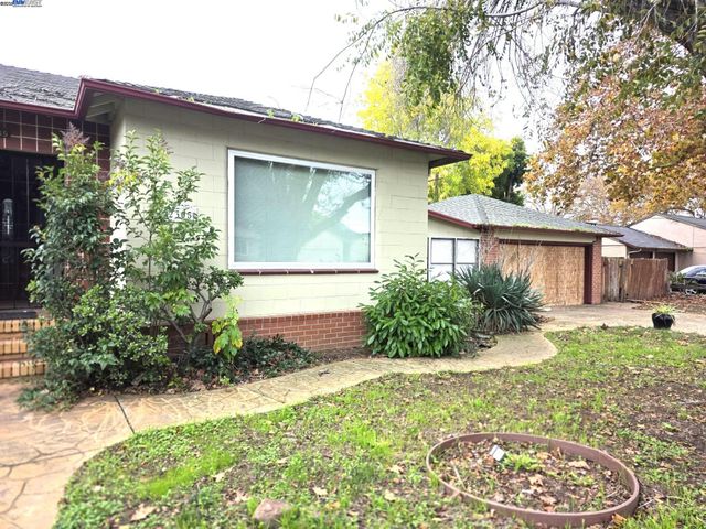 2305 Tennessee St, Vallejo, CA 94591