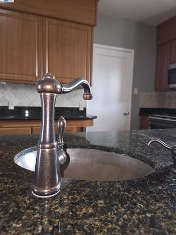 2305 Tennessee St, Vallejo, CA 94591