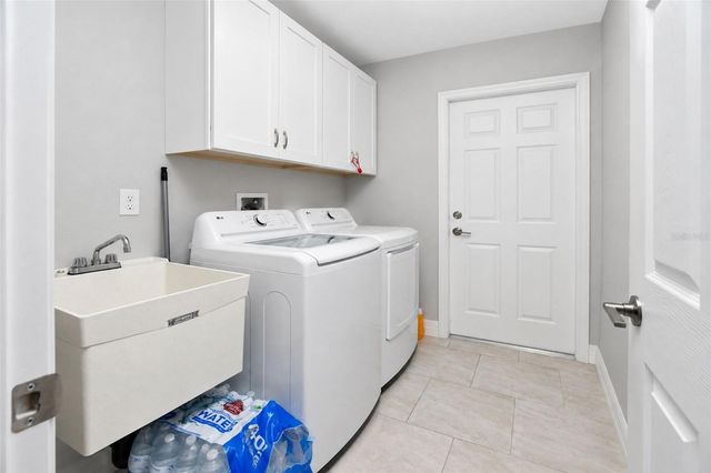 1344 HERITAGE AVENUE, North Port, FL 34288