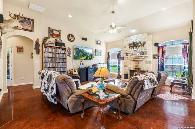 16306 Somerset Rd unit 2, Von Ormy, TX 78073