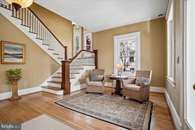 310 N VIEW TER, Alexandria, VA 22301