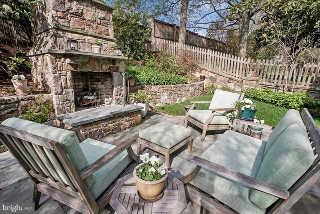 310 N VIEW TER, Alexandria, VA 22301