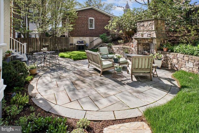 310 N VIEW TER, Alexandria, VA 22301