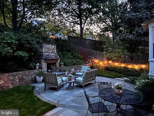 310 N VIEW TER, Alexandria, VA 22301