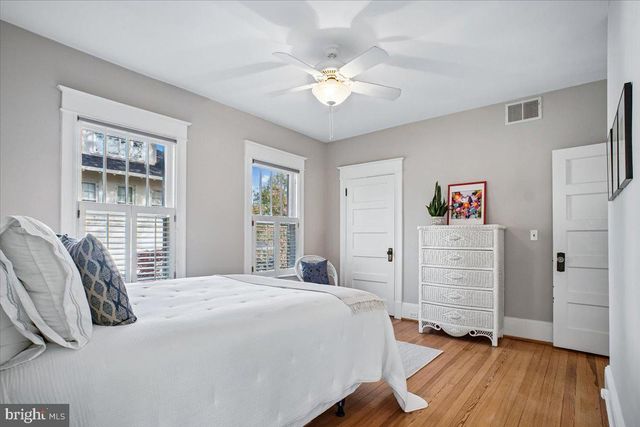 310 N VIEW TER, Alexandria, VA 22301