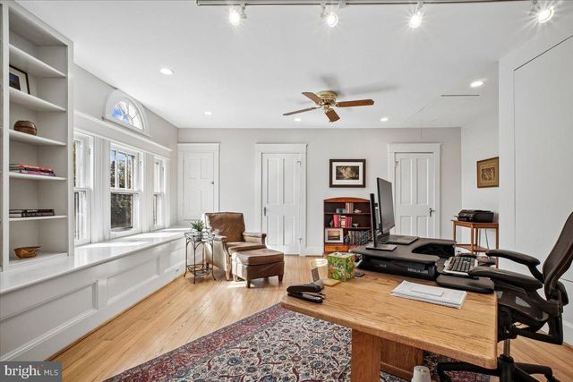 310 N VIEW TER, Alexandria, VA 22301