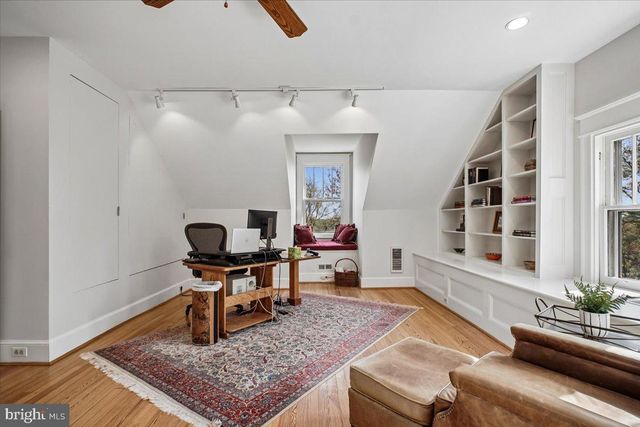 310 N VIEW TER, Alexandria, VA 22301