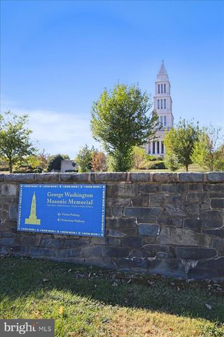310 N VIEW TER, Alexandria, VA 22301