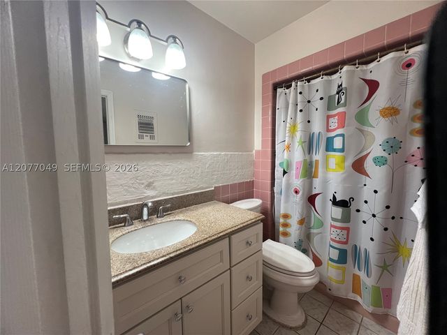 106 N 32nd Ave, Hollywood, FL 33021