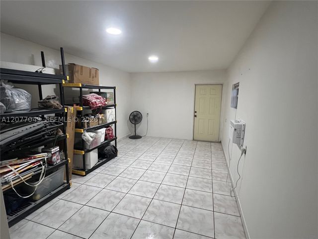 106 N 32nd Ave, Hollywood, FL 33021