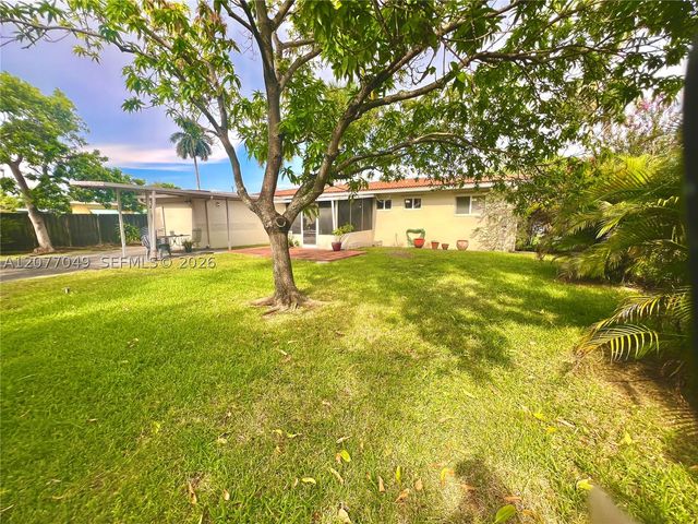 106 N 32nd Ave, Hollywood, FL 33021