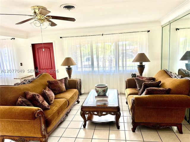 106 N 32nd Ave, Hollywood, FL 33021