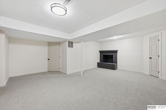 1628 S 138th Street, Omaha, NE 68144