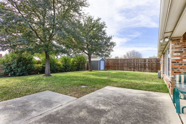 1524 Elika Court, Lewisville, TX 75067