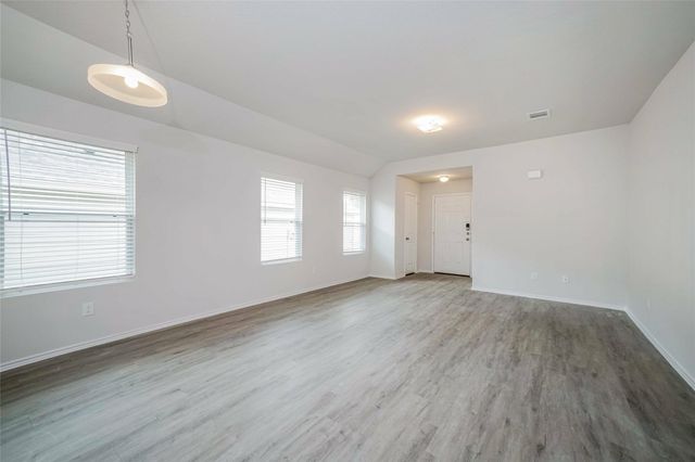 312 Pronghorn Drive, Huntsville, TX 77320