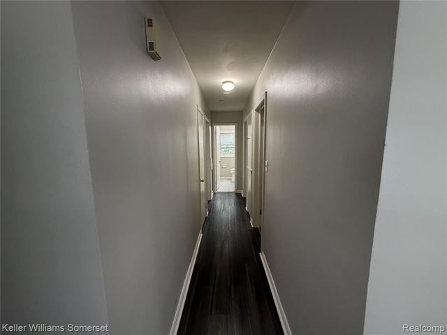 19130 Woodcrest Street, Harper Woods, MI 48225
