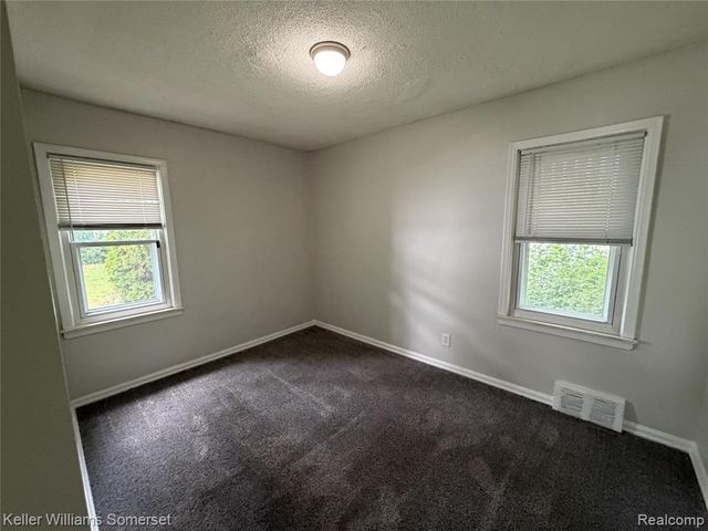 19130 Woodcrest Street, Harper Woods, MI 48225