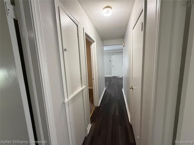 19130 Woodcrest Street, Harper Woods, MI 48225