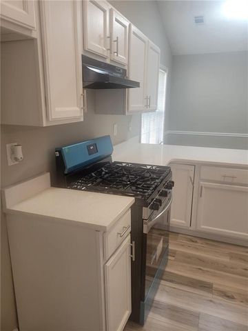 1150 Hillary Lane, Lawrenceville, GA 30043