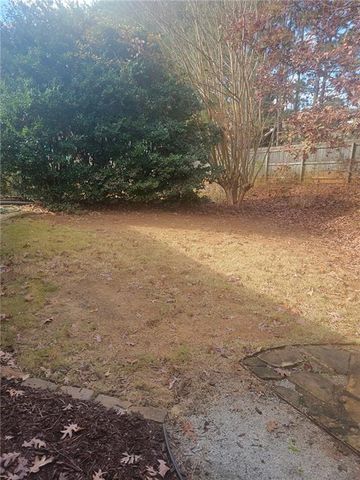 1150 Hillary Lane, Lawrenceville, GA 30043