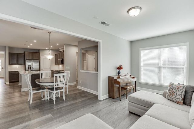 7314 Shady Tree Court, Hoschton, GA 30548