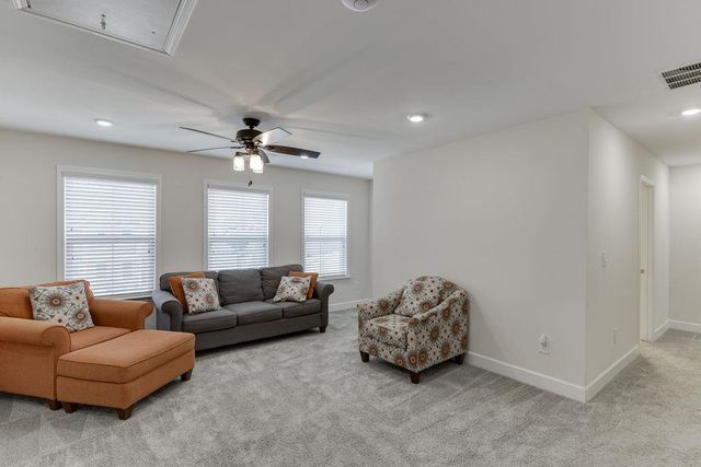 7314 Shady Tree Court, Hoschton, GA 30548