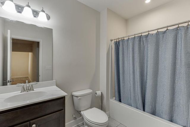 7314 Shady Tree Court, Hoschton, GA 30548