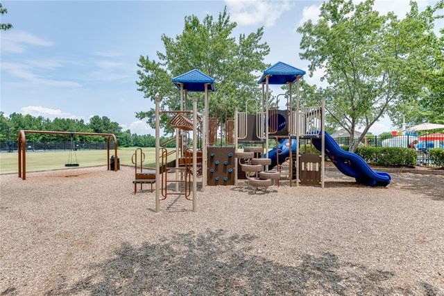 7314 Shady Tree Court, Hoschton, GA 30548