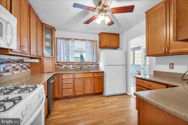 1 OLD FORGE RD, Pennsville, NJ 08070