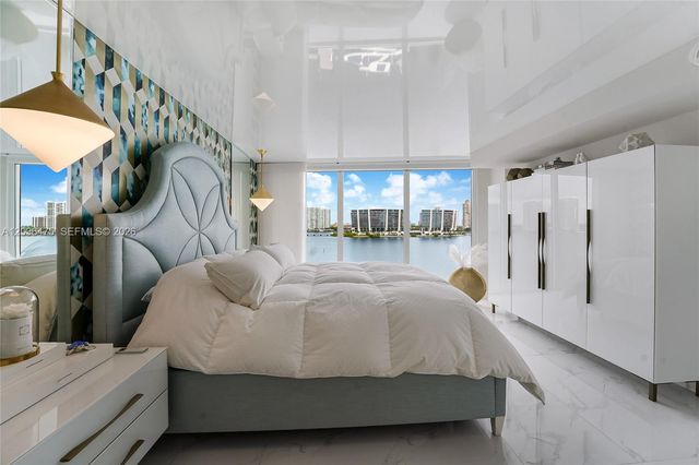18000 N Bay Road 902, Sunny Isles Beach, FL 33160