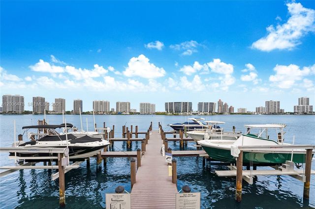 18000 N Bay Road 902, Sunny Isles Beach, FL 33160