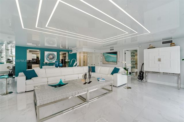 18000 N Bay Road 902, Sunny Isles Beach, FL 33160