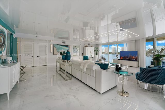 18000 N Bay Road 902, Sunny Isles Beach, FL 33160