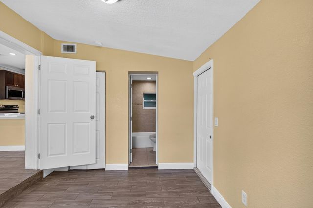 2681 NW 2nd Street, Boynton Beach, FL 33435