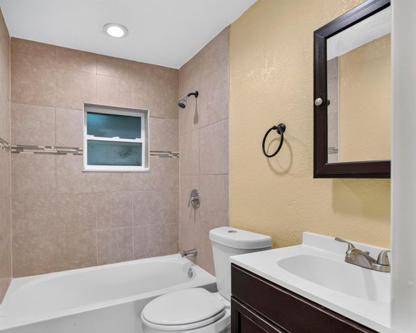 2681 NW 2nd Street, Boynton Beach, FL 33435
