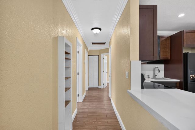 2681 NW 2nd Street, Boynton Beach, FL 33435